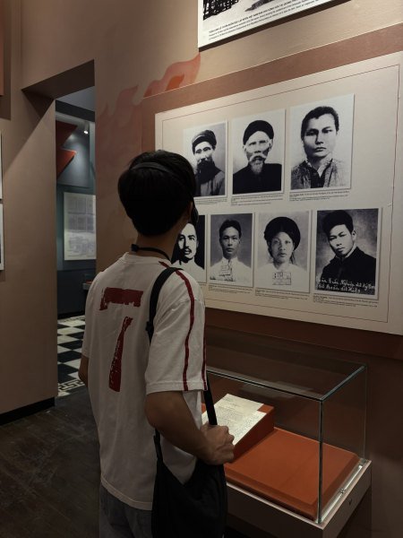 Trung học tiếng Trung